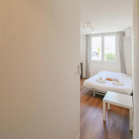 Le Quatre #air Conditioning #downtown #cozy Cannes