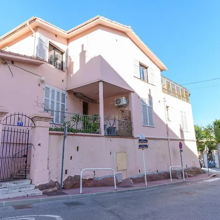 Le Quatre #air Conditioning #downtown #cozy Cannes